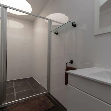 San Andres 23 - Two Bed Aparthotel *