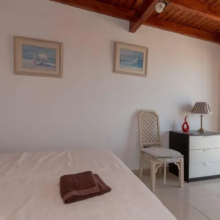 San Andres 23 - Two Bed Aparthotel *